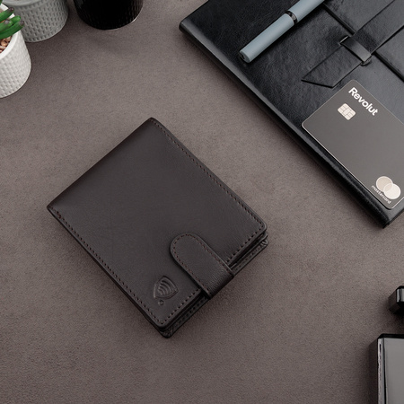 4 Card RFID Wallet with Zipped Note Section 